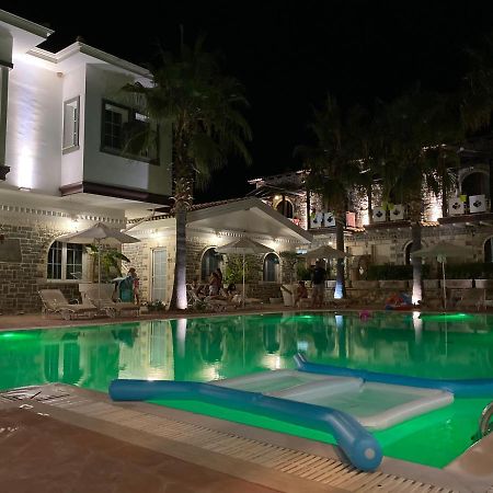 Hotel Sarajet E Pashait 1 Дермі Екстер'єр фото