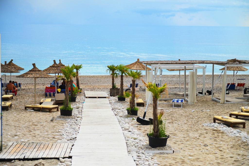 Hotel Sarajet E Pashait 1 Дермі Екстер'єр фото