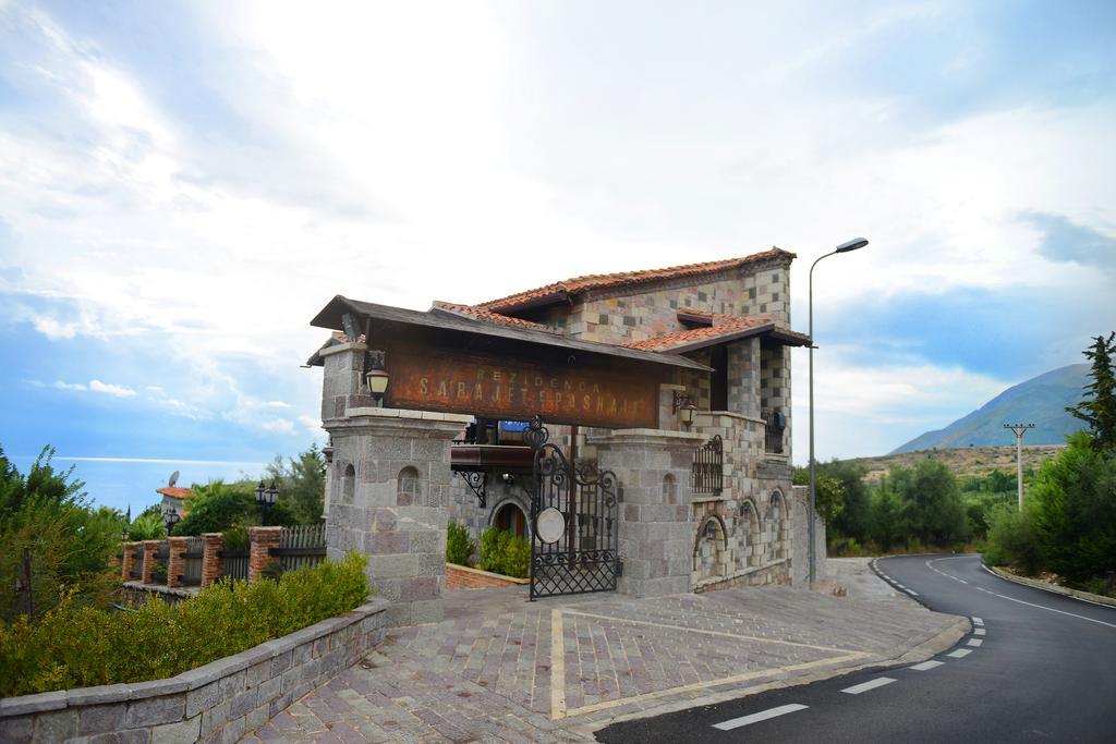 Hotel Sarajet E Pashait 1 Дермі Екстер'єр фото