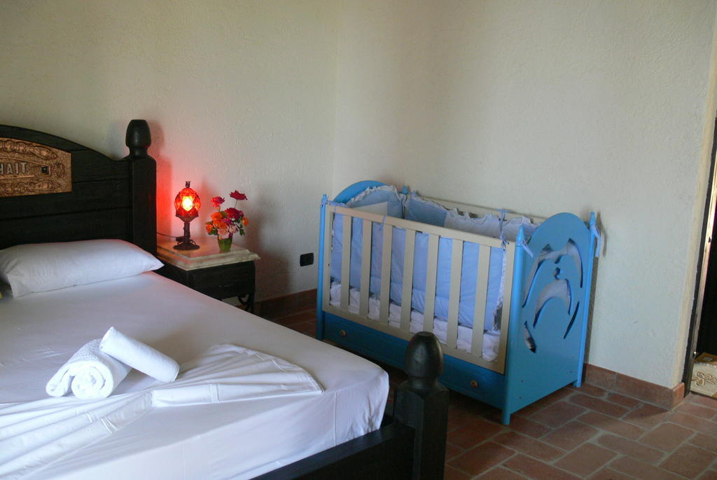 Hotel Sarajet E Pashait 1 Дермі Номер фото